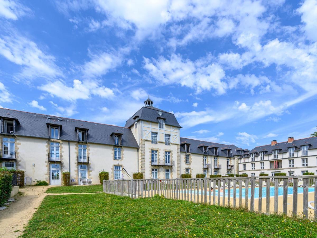 Apartment Chateau De Kergonano-2 By Interhome Baden Exterior photo